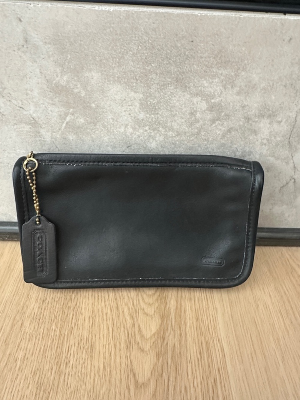 Coach 7170 Vintage Black Leather Pouch with Gold hardware